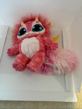 Magic mixies Pink Plush with Teal Eyes and Yellow Horns